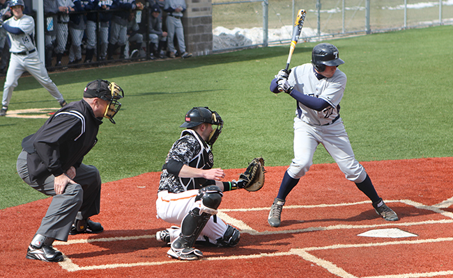 Extra-Inning Win Gives Thunder Sweep Over Lourdes
