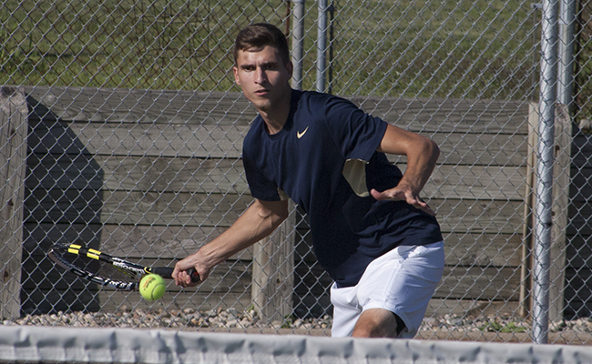 Men's Tennis Drops Non-Conference Match to Spring Arbor