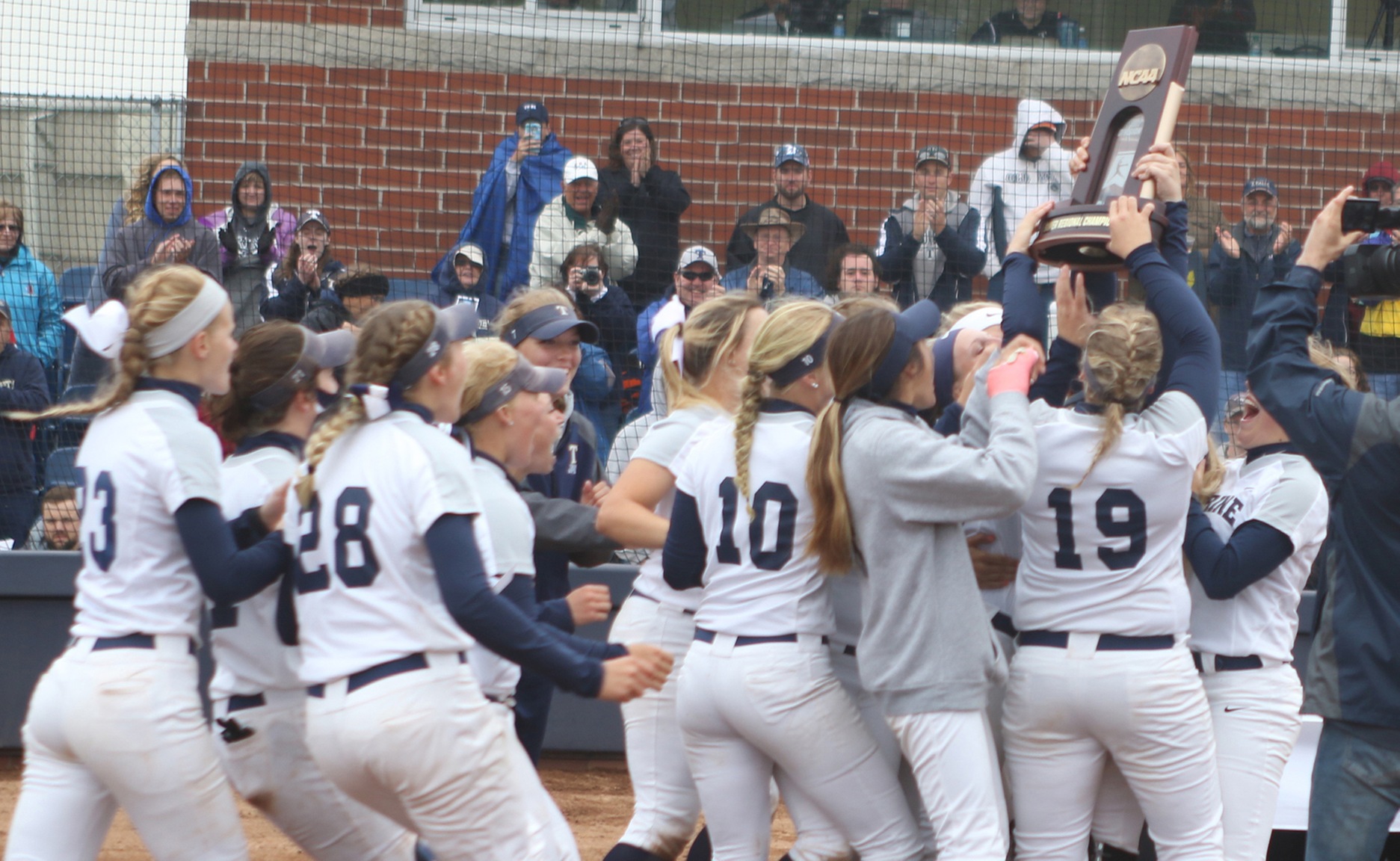 Thunder Softball Team To Make Second National Championship Appearance