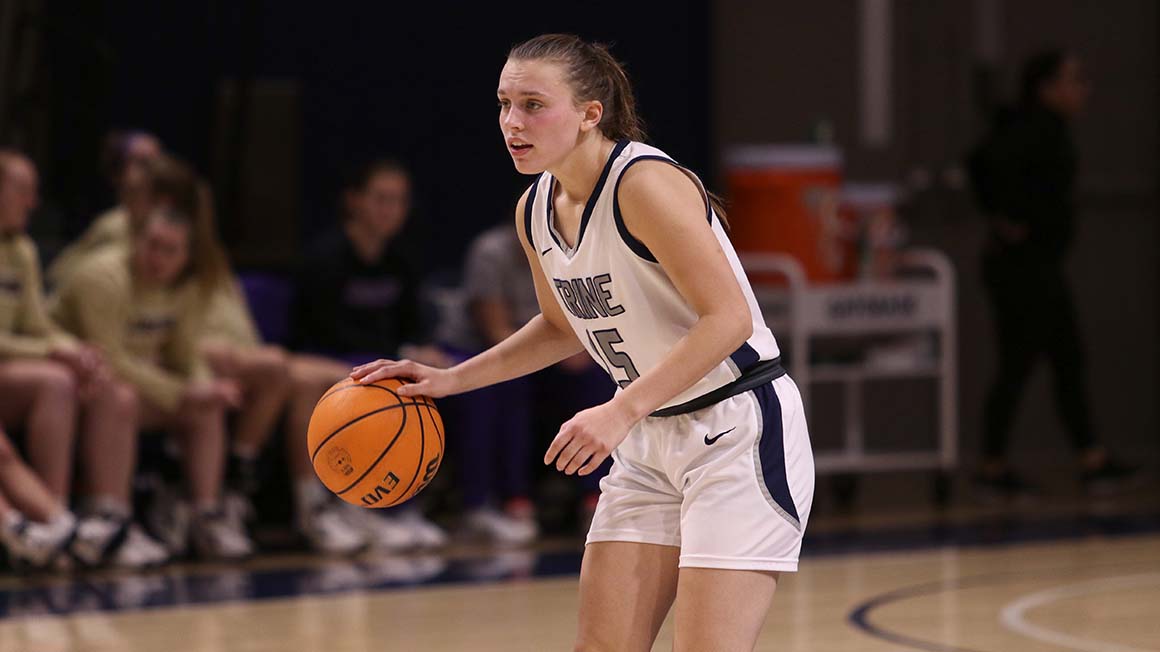 #18 Trine Bests #17 Calvin Behind 24 Points From Wagner