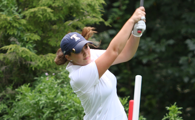 Women's Golf Places Fourth in National Qualifier