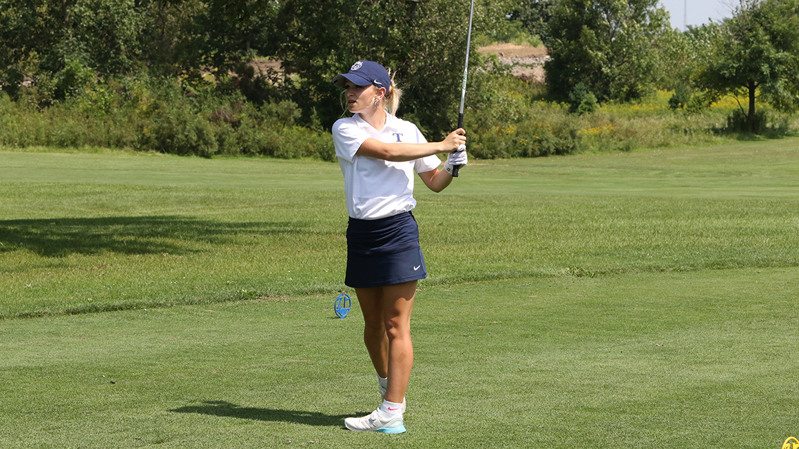 Women's Golf Competes in the Aquinas Fall Invite
