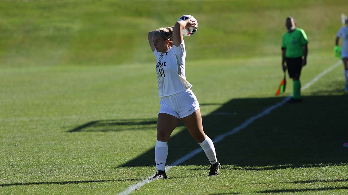 Trine Forces Draw in Homecoming Match with Hope College
