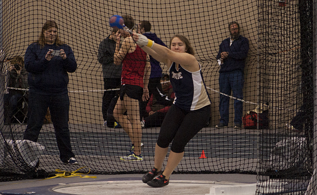Eck, Steyer Excel in Hammer Throw at Al Owens Classic