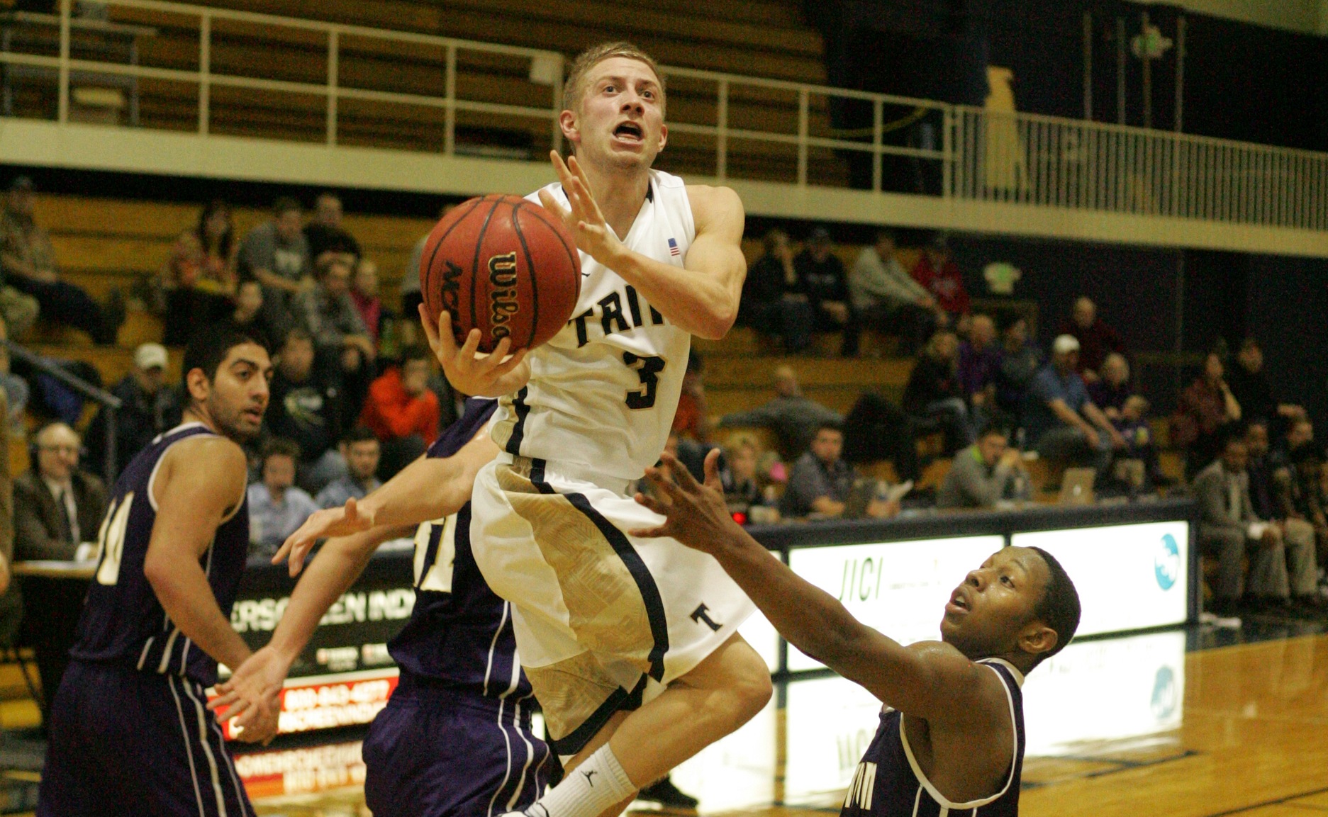 Dixon Named to NABC All-Great Lakes District Team