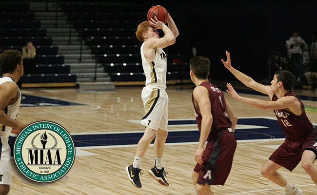 Pete Smith Named MIAA Men's Basketball "Player of the Week"