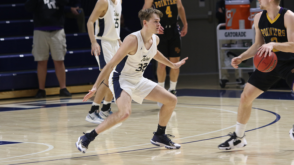 Men's Basketball Wraps Up Non-Conference Slate with 88-56 Triumph over Concordia Chicago