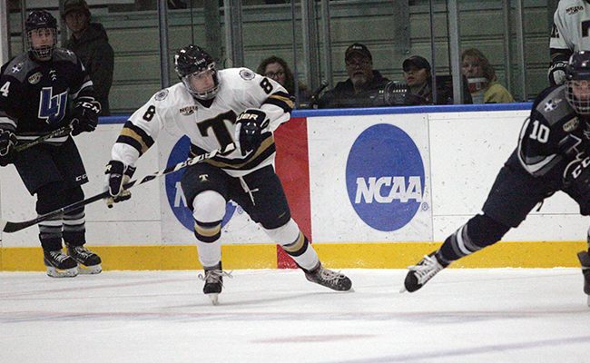 Men's Hockey Felled by Foresters