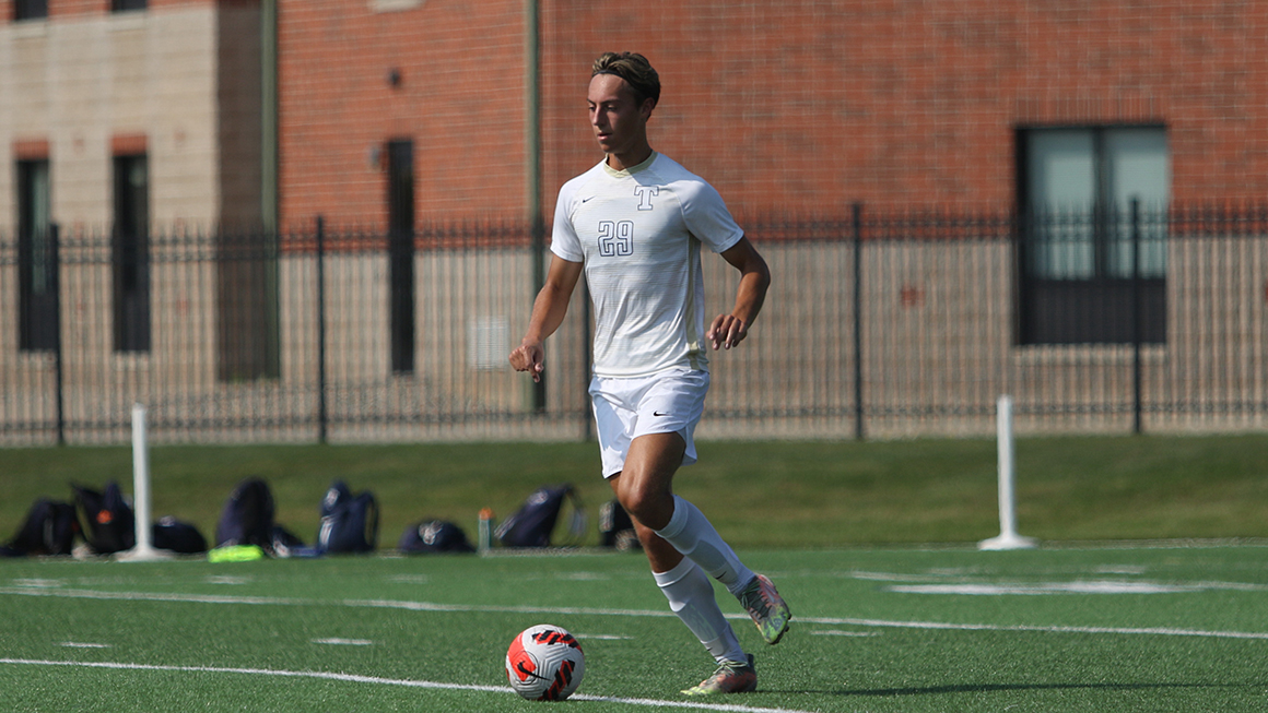 Men's Soccer Draws with Scots