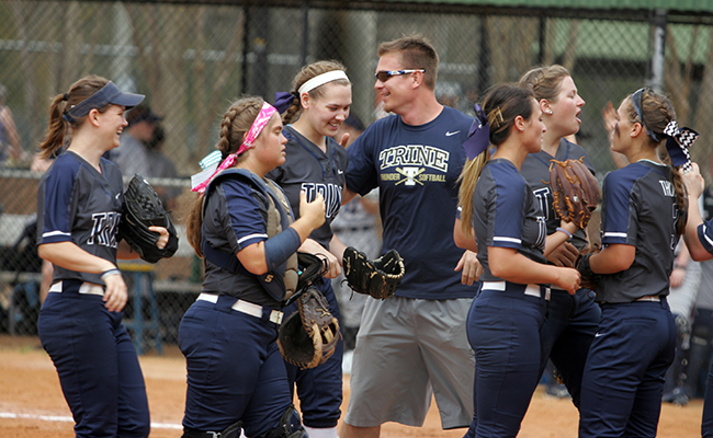 Softball Coaching Staff Named Best in Central Region