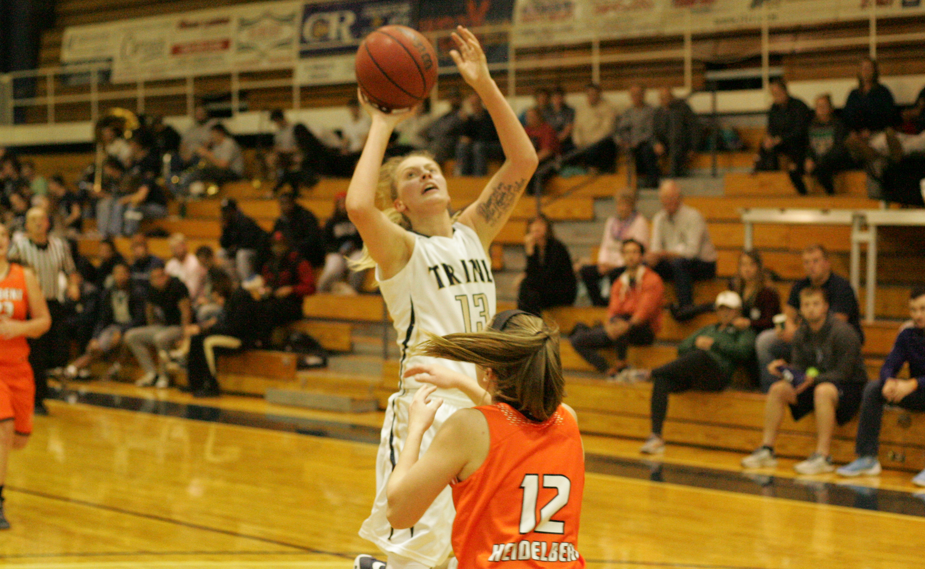 Women's Basketball Defeats Franklin for Eighth Straight Win