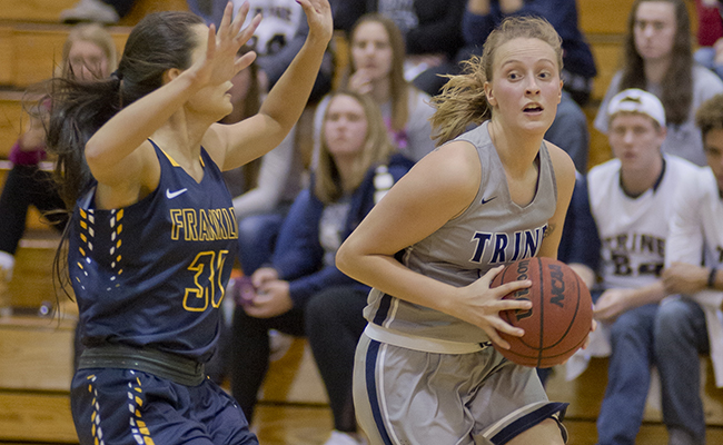 Women's Basketball Suffers First Loss of the Season Against Amherst