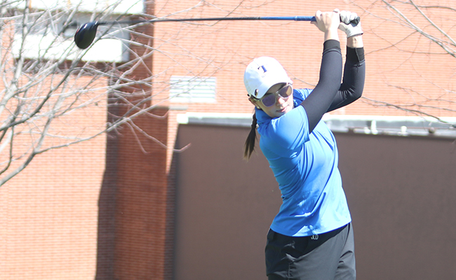 Four Golfers Finish in Top-15 at Trine Spring Classic