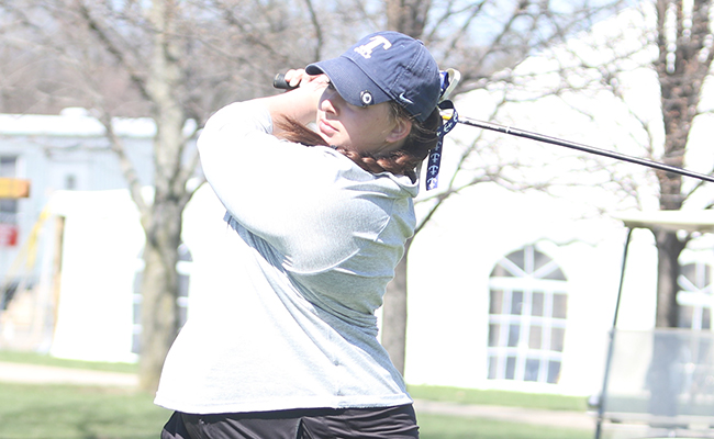 Women's Golf Places 13th at Niepagen Invitational