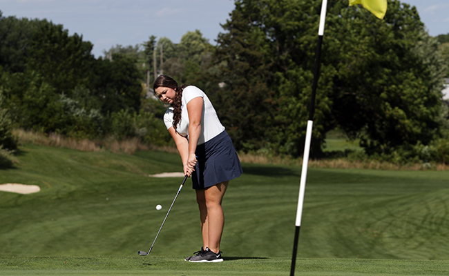 Women's Golf Competes in Albion Invitational