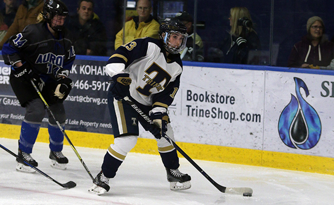 Women's Hockey Takes Second Game Against St. Norbert