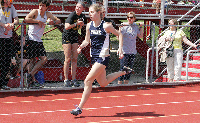 Thunder Women Place Sixth at Field Day