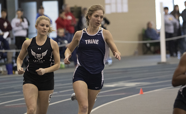 Women's Track Competes at Hillsdale Wide-Track Classic