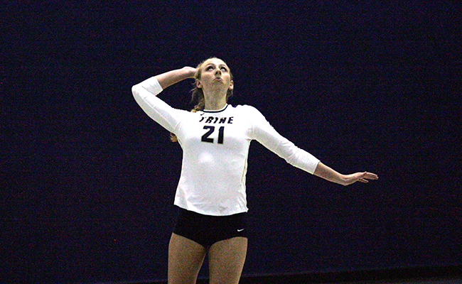 Volleyball Splits on Second Day of Hanover Invitational