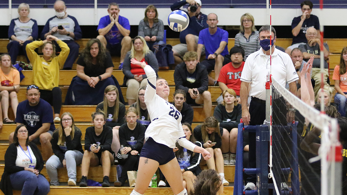 Comeback Attempts Not Enough for Women's Volleyball at Forester Invitational