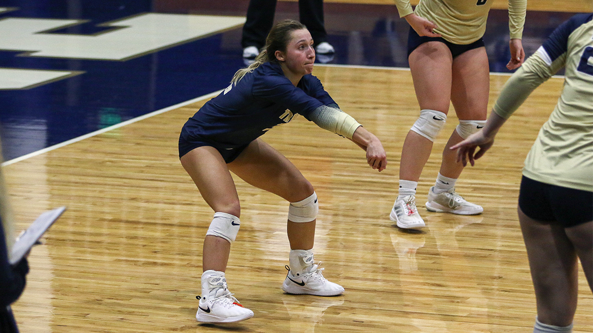 Women's Volleyball Suffers Two Losses at North Central