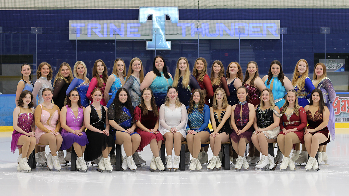 Figure Skating Defends Midwest Championship, Winning Fourth Consecutive Conference Competition