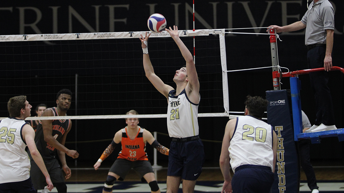 Men's Volleyball Handles Business in Final Non-Conference Match of 2022