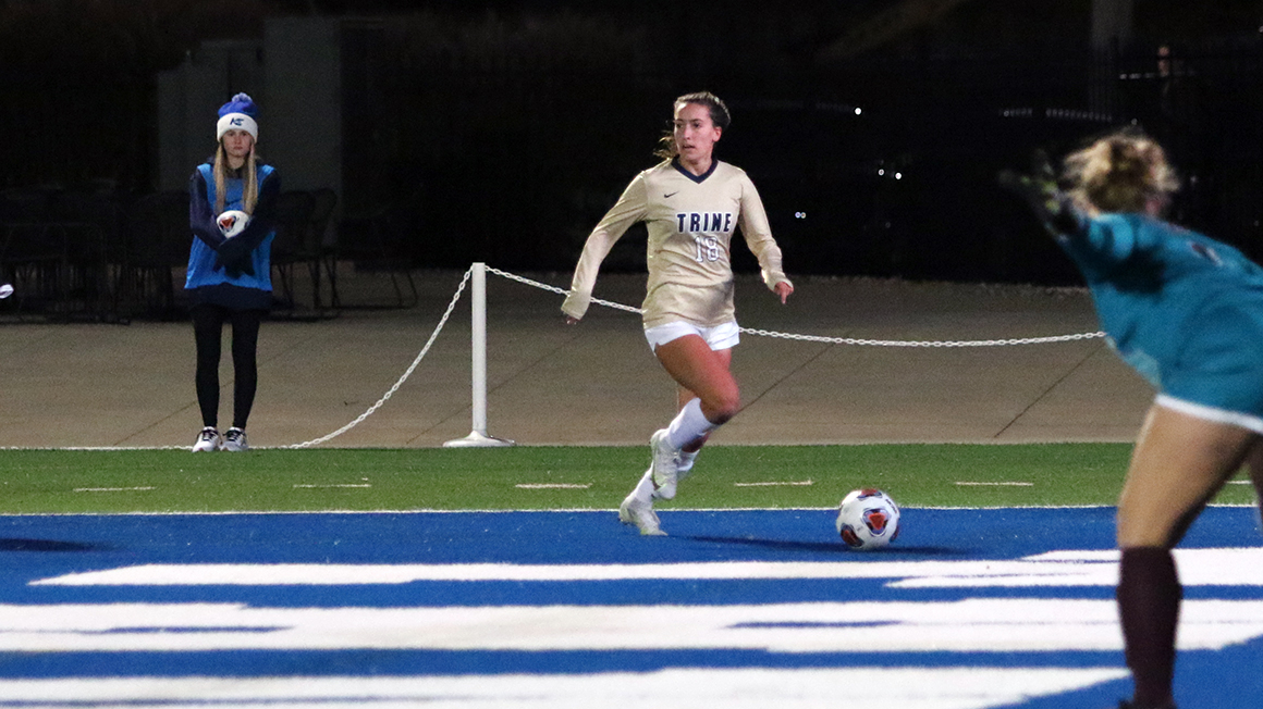 Women's Soccer Clinches Fourth Seed and Home MIAA Tournament Contest with Gritty 1-0 Victory