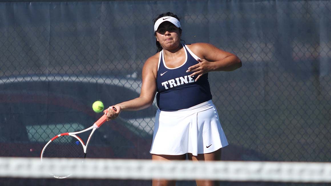 Women's Tennis Opens Spring with Sweep