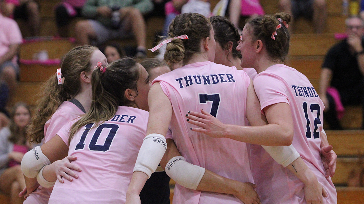 Hot Start Not Enough for Women's Volleyball at #7 Calvin